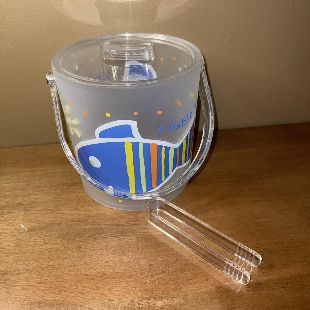 Vintage 1999 Living Quarters Fish Ice Bucket with Lid and Tongs Frosted Acrylic